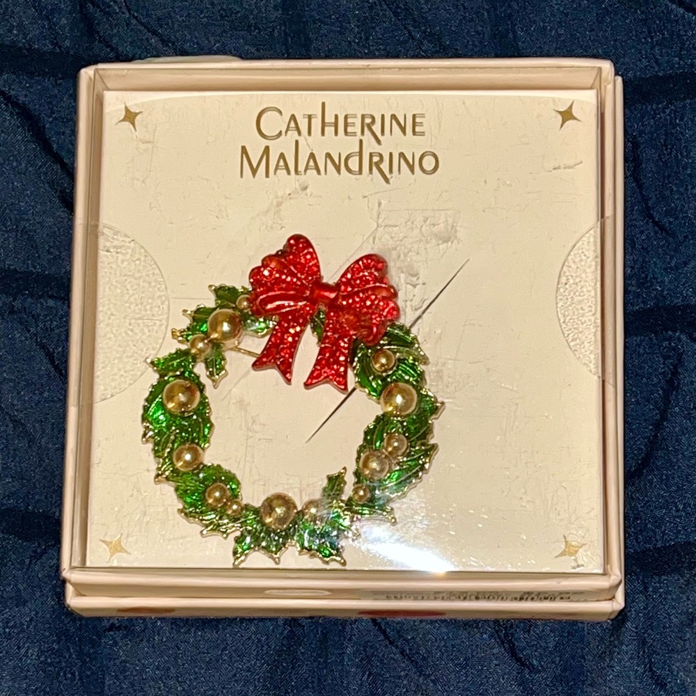 Catherine Malandrino Holiday Christmas Wreath Pin Brooch NEW